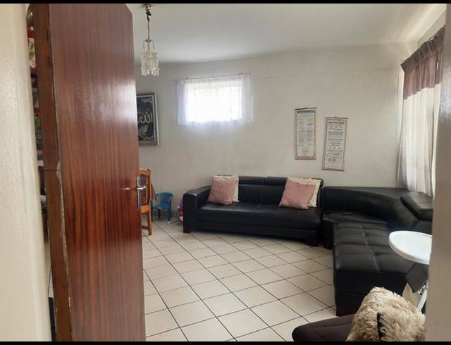2 BEDROOM APARTMENT FOR SALE IN LAUDIUM